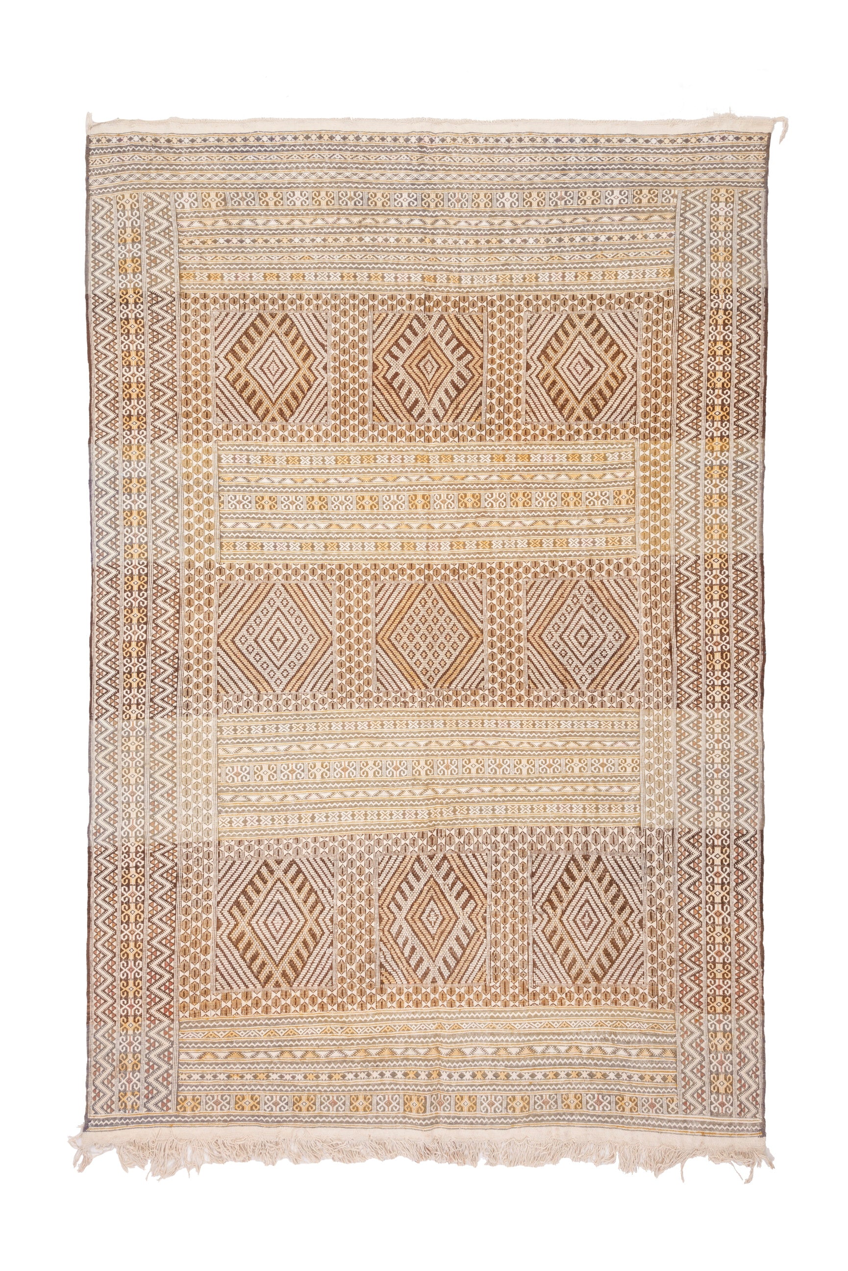 "Bask in the timeless allure of our Golden Desert Breeze Berber Kilim Rug. This rug boasts a classic Berber kilim pattern, blending pale cream and earthy brown tones. The intricate design reflects the rich heritage of Berber craftsmanship, adding a touch of warmth and sophistication to your space. Elevate your home with the charm of nomadic traditions and the inviting hues of the desert landscape. Embrace the artistry of this handwoven kilim, a perfect fusion of tradition and contemporary elegance."